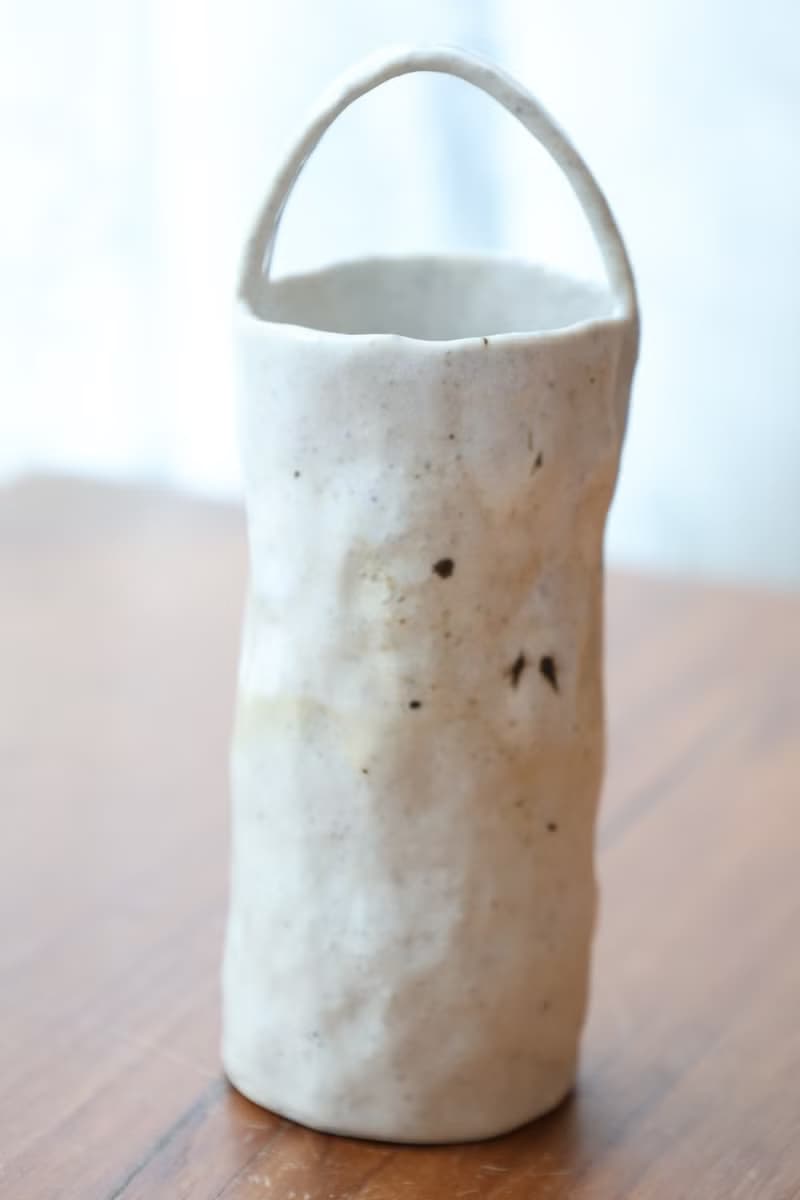 【聖誕節禮物】美國進口陶土白色系點點手捏提把花器侘寂陶藝藝術