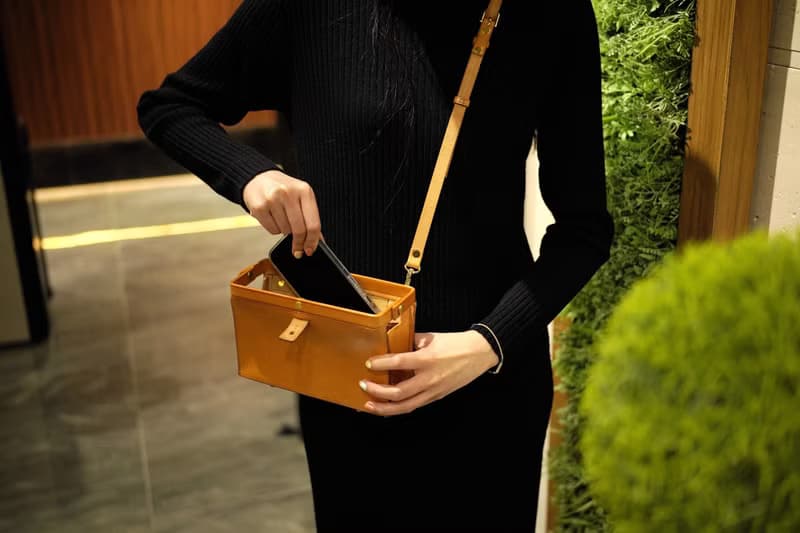 MOOS 單肩 小型 醫生包箱  16:9 thin size20 X 11 X 6.5 咖啡色