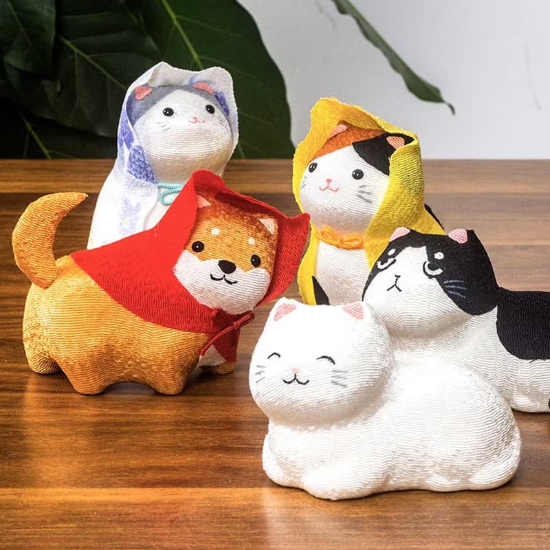 日本進口龍虎作 絹布陶瓷 柴犬貓咪創意擺件車載可愛貓咪生日禮物