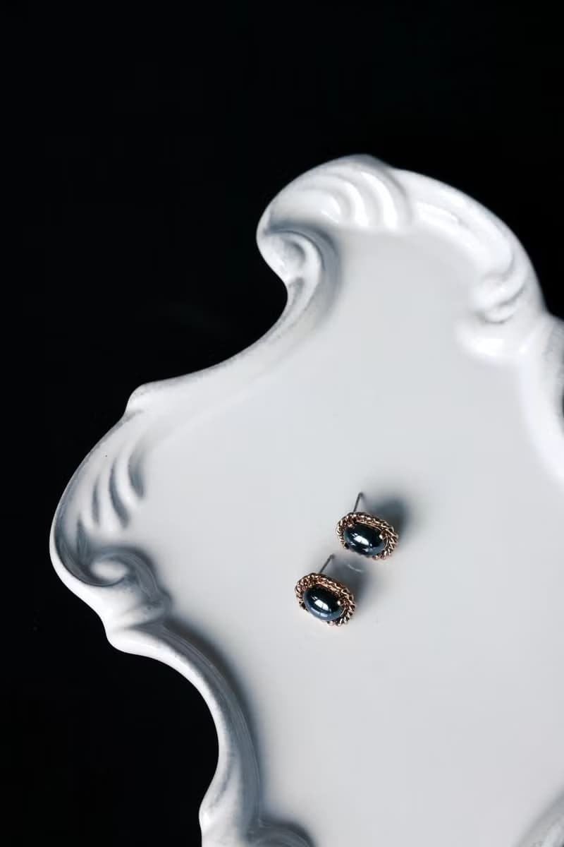 COR-DATE / UNISEX / 藍色黑膽石耳環