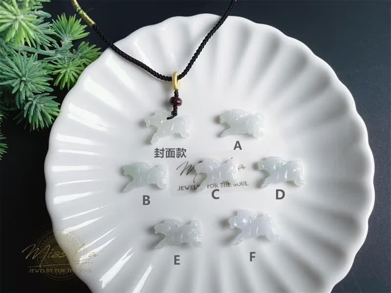 天然緬甸玉 翡翠 種水好 手工雕 馬 事業有成 項鍊 禮物 馬