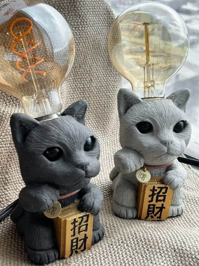 曙MUSE 項圈招財貓水泥桌燈