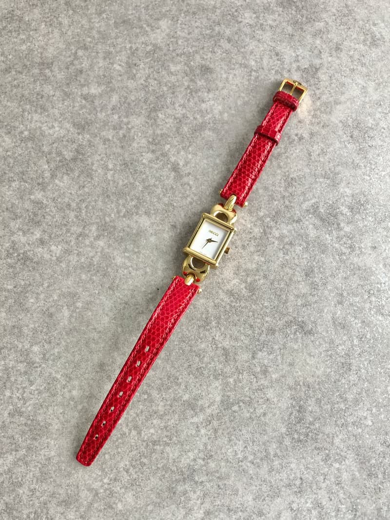 【 日本直送　名牌中古包 】GUCCI グッチ 腕時計 ゴールド ステンレススチール クウォーツ 1800L vintage ヴィンテージ wu52cy