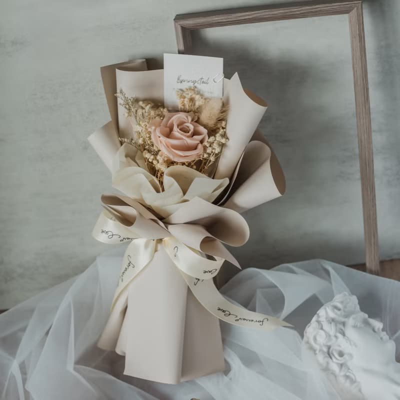 /小型永生花束/ 晨曦輕吻•奶茶 情人節禮物 生日禮物