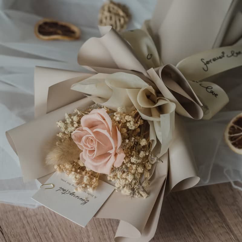 /小型永生花束/ 晨曦輕吻•奶茶 情人節禮物 生日禮物