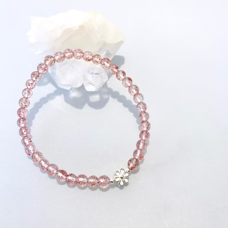 Ops Strawberry Crystal silver bracelet －白水體草莓晶/純銀