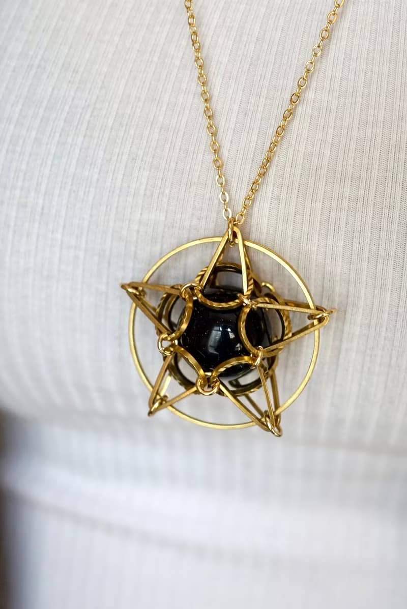 The Star • 藍砂石 星星項鍊 頸鏈 黃銅 紀念日 情人節禮物