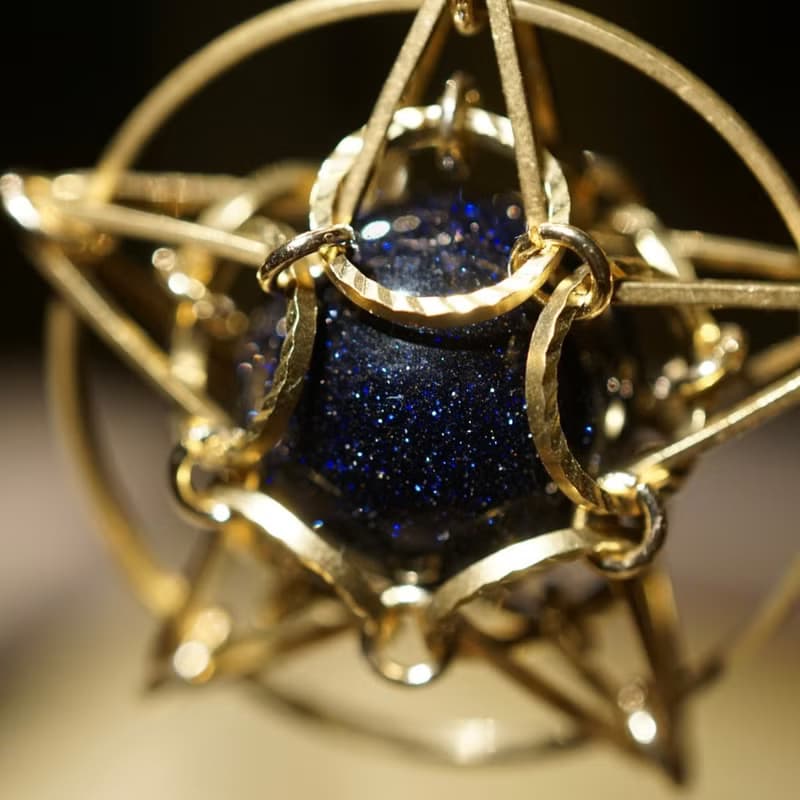 The Star • 藍砂石 星星項鍊 頸鏈 黃銅 紀念日 情人節禮物