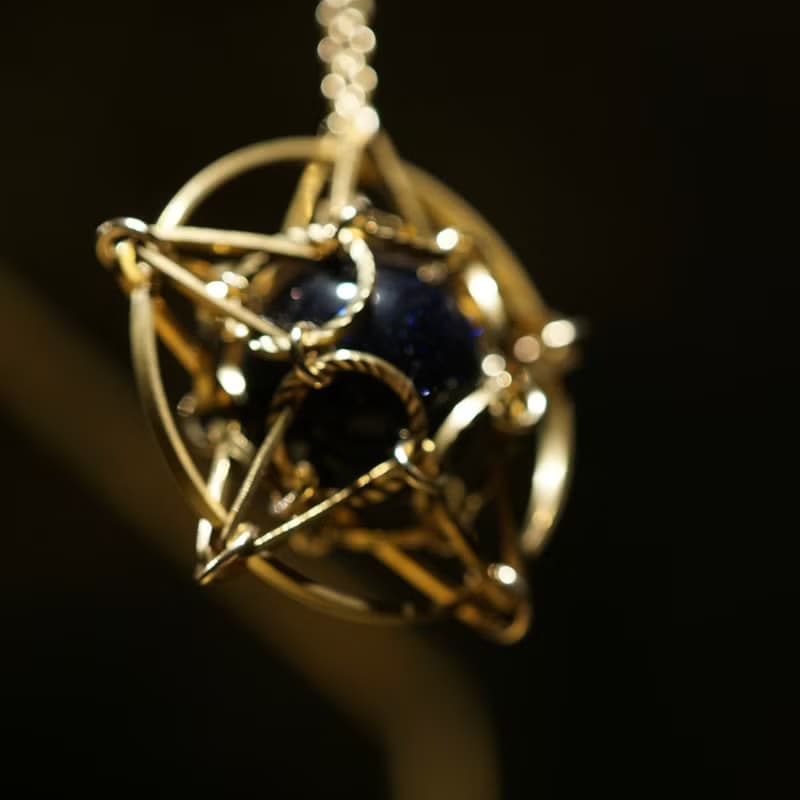 The Star • 藍砂石 星星項鍊 頸鏈 黃銅 紀念日 情人節禮物