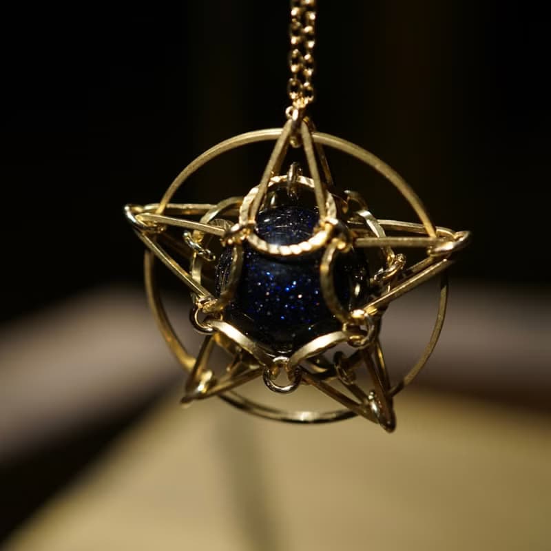 The Star • 藍砂石 星星項鍊 頸鏈 黃銅 紀念日 情人節禮物