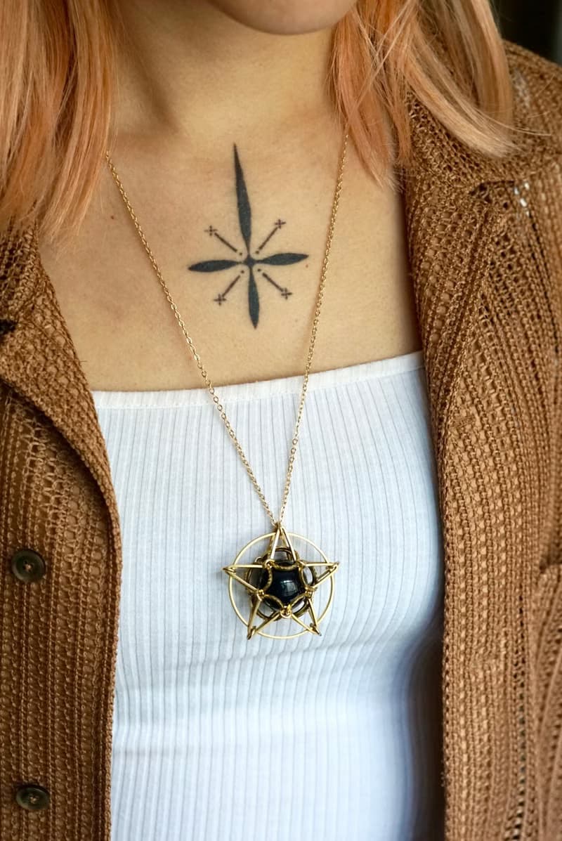 The Star • 藍砂石 星星項鍊 頸鏈 黃銅 紀念日 情人節禮物