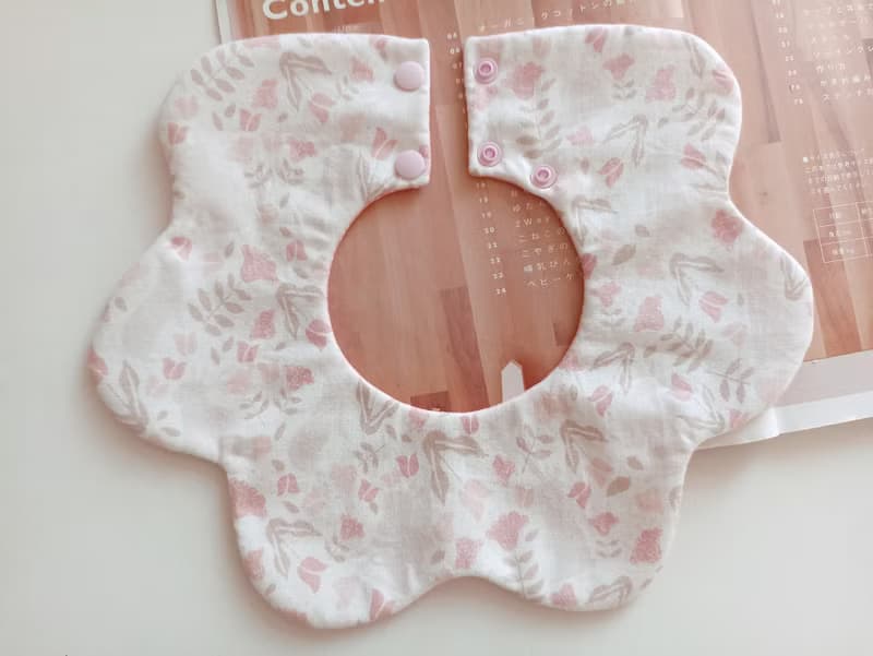 【11/14後出貨】兔子剪影 彌月禮物 揹帶口水巾 奶嘴夾 嬰兒圍兜