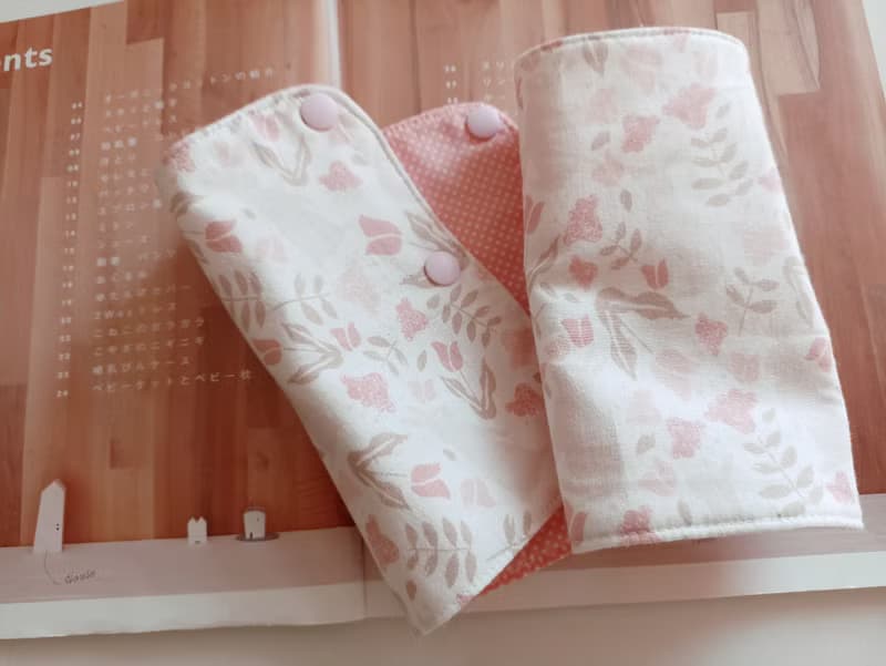 【11/14後出貨】兔子剪影 彌月禮物 揹帶口水巾 奶嘴夾 嬰兒圍兜