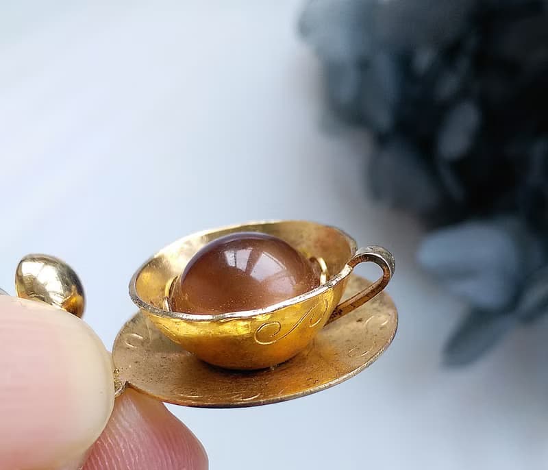 Vintage Jewelry 西洋古董飾品 SARAH COV 旋轉咖啡杯 夾式耳環