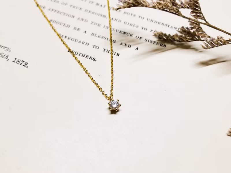 【茉莉亞緹 Moriarty Jewelry】 14K  黃K金  經典六爪單鑽 項鍊
