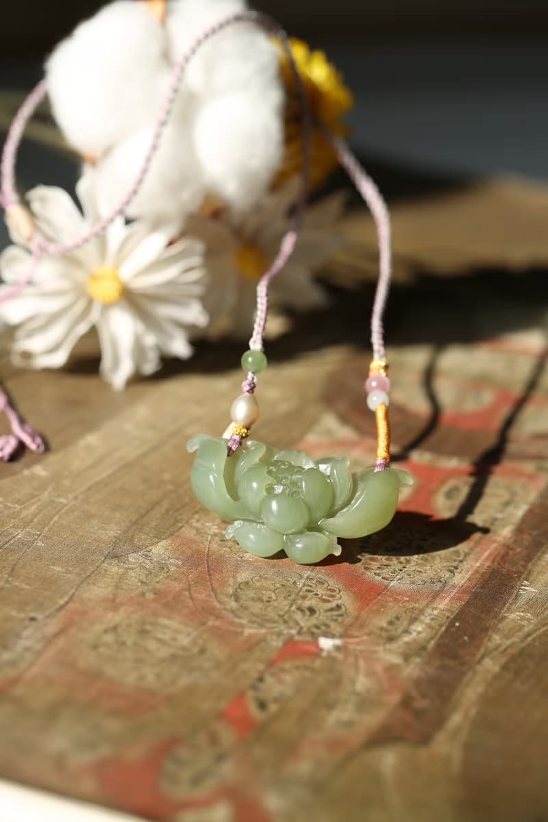 【蓮花】和田玉項鏈/出淤泥而不染 濯清漣而不妖/吊墜/首飾/禮物