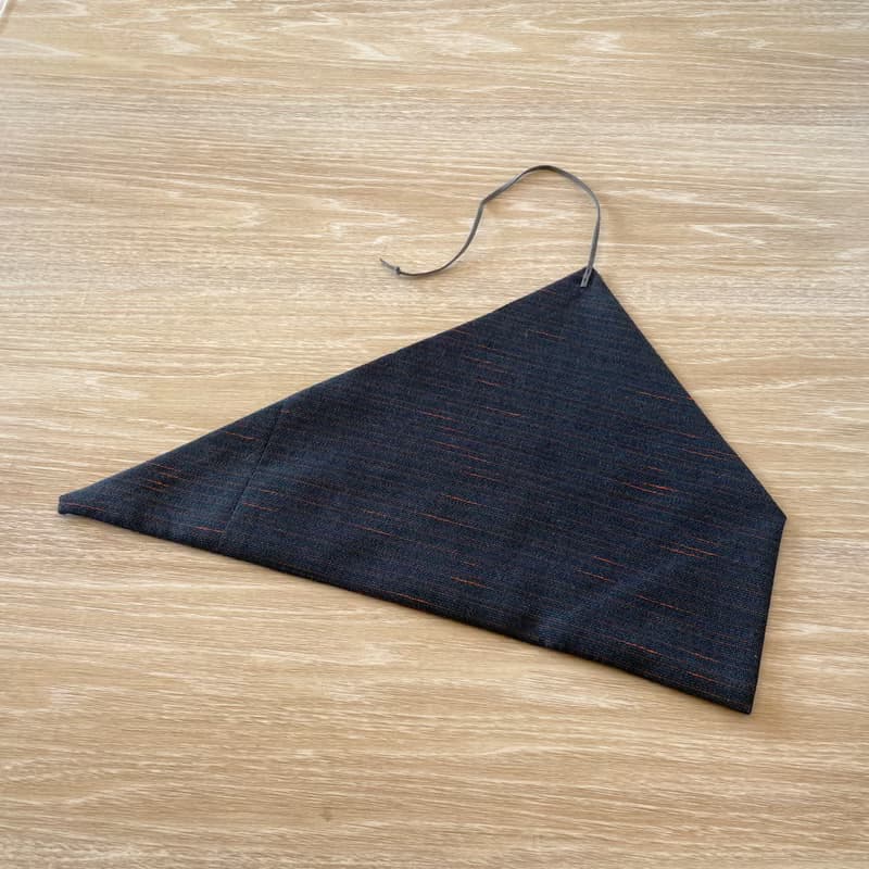 【1点もの】着物地ので作る箸袋・カトラリーホルダー -ウール着物地 紺に所々に赤の横糸 S