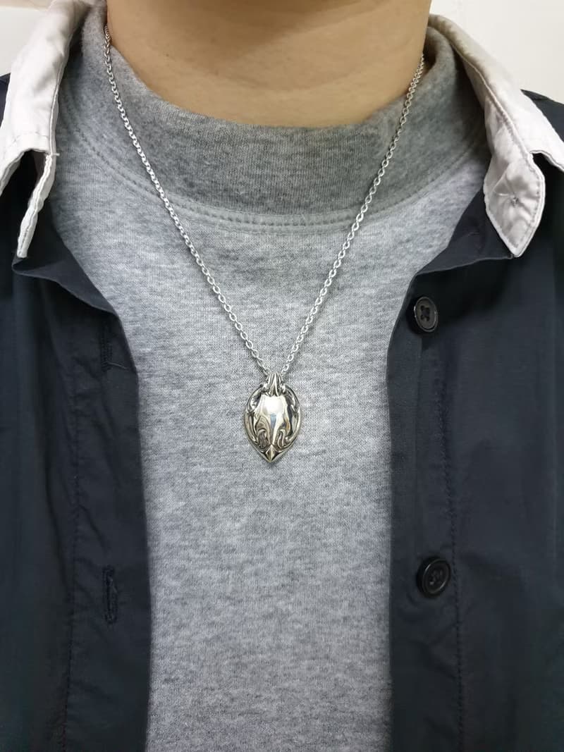 925純銀飾 歐風鏡面雕花盾牌項鍊墜飾組 中古世紀貴族騎士 北歐風