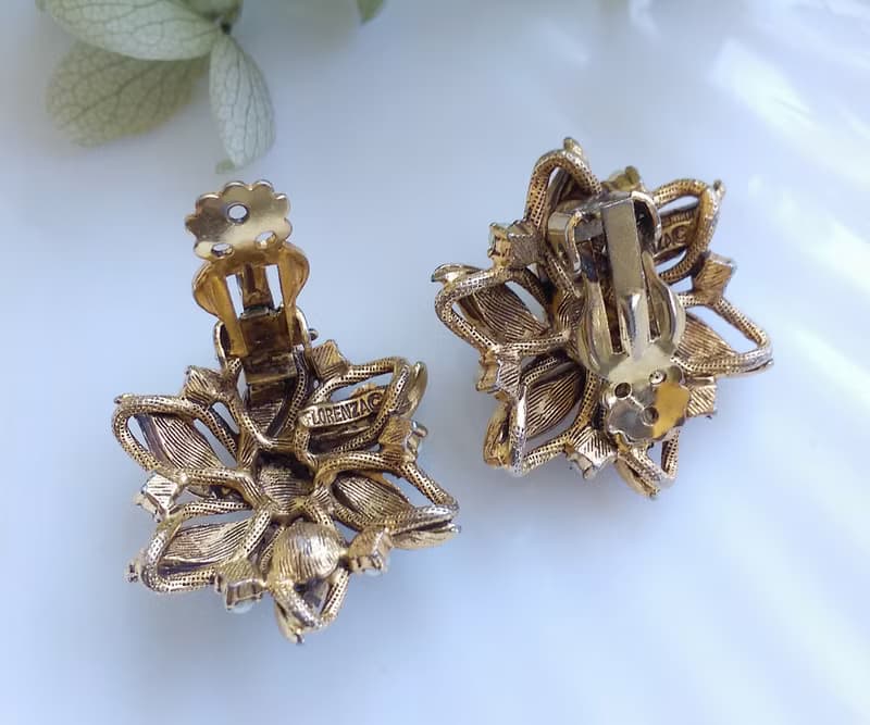 Vintage Jewelry 西洋古董飾品 FLORENZA 星花仿珠 夾式耳環