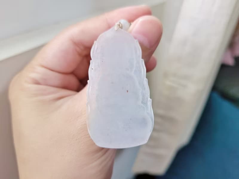 【親翠】天然翡翠 白冰清爽透亮灑烏雞點開臉和美觀音項鍊 佛系