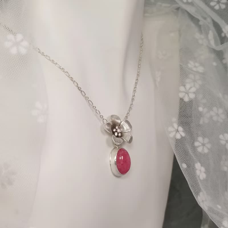 墜子 薔薇輝石 玫瑰石 鍛敲銀花 項鍊 925銀飾 金工 寶石 首飾