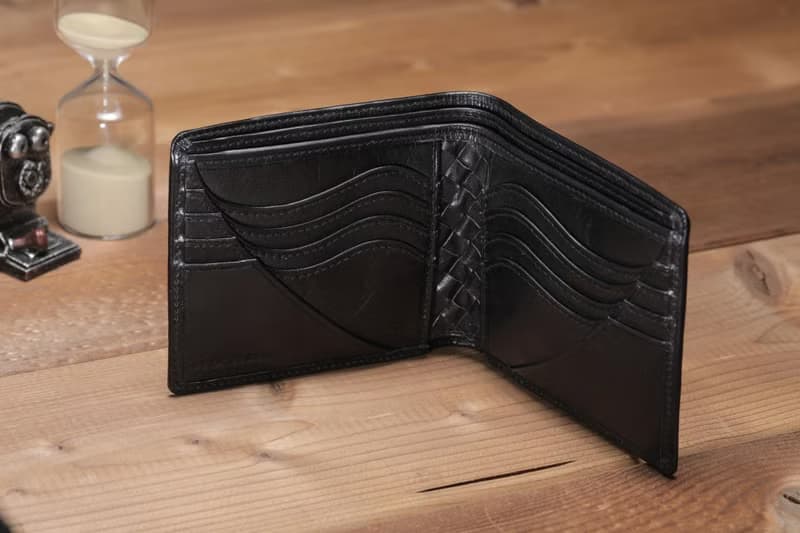 BASICウォレット　BLACK カードタイプ