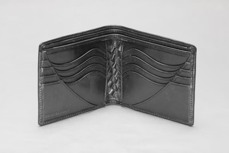 BASICウォレット　BLACK カードタイプ