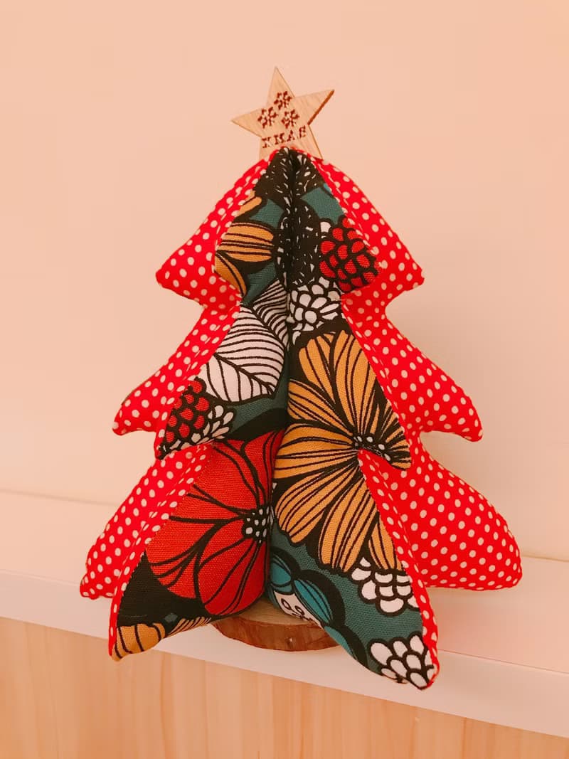 聖誕樹/布作聖誕樹/布製聖誕樹-大紅花朵
