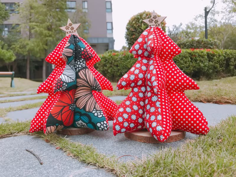 聖誕樹/布作聖誕樹/布製聖誕樹-大紅花朵