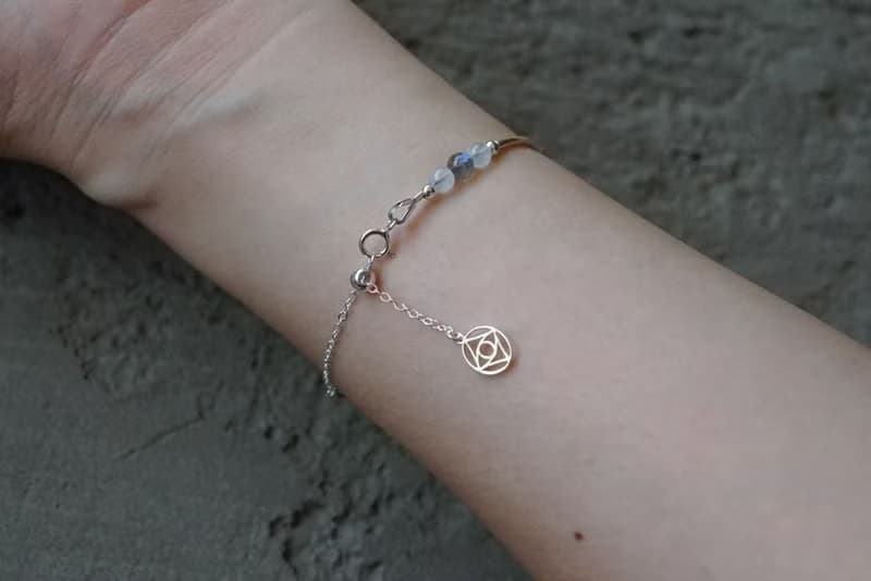 恬靜 - 月光石 拉長石 925純銀手鍊