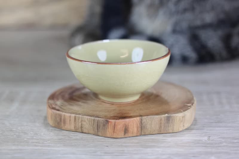 【送禮好物】60ml 米黃 官窯 圓滿茶杯 鶯歌陶藝名家葉敏祥作
