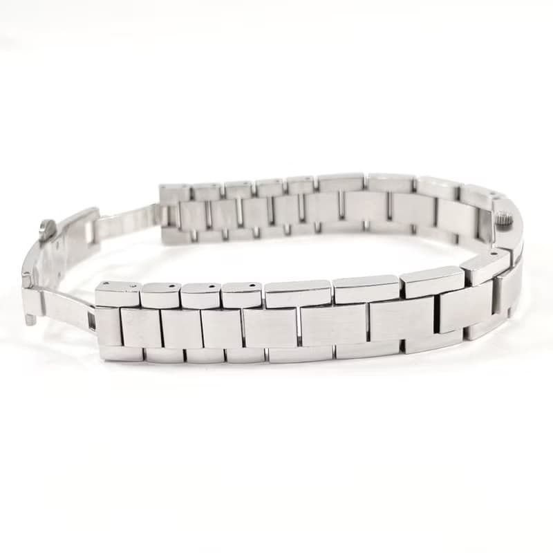 【日本直送 中古美品】グッチ GUCCI 腕時計 4600L ステンレススチール シルバー クオーツ ヴィンテージ