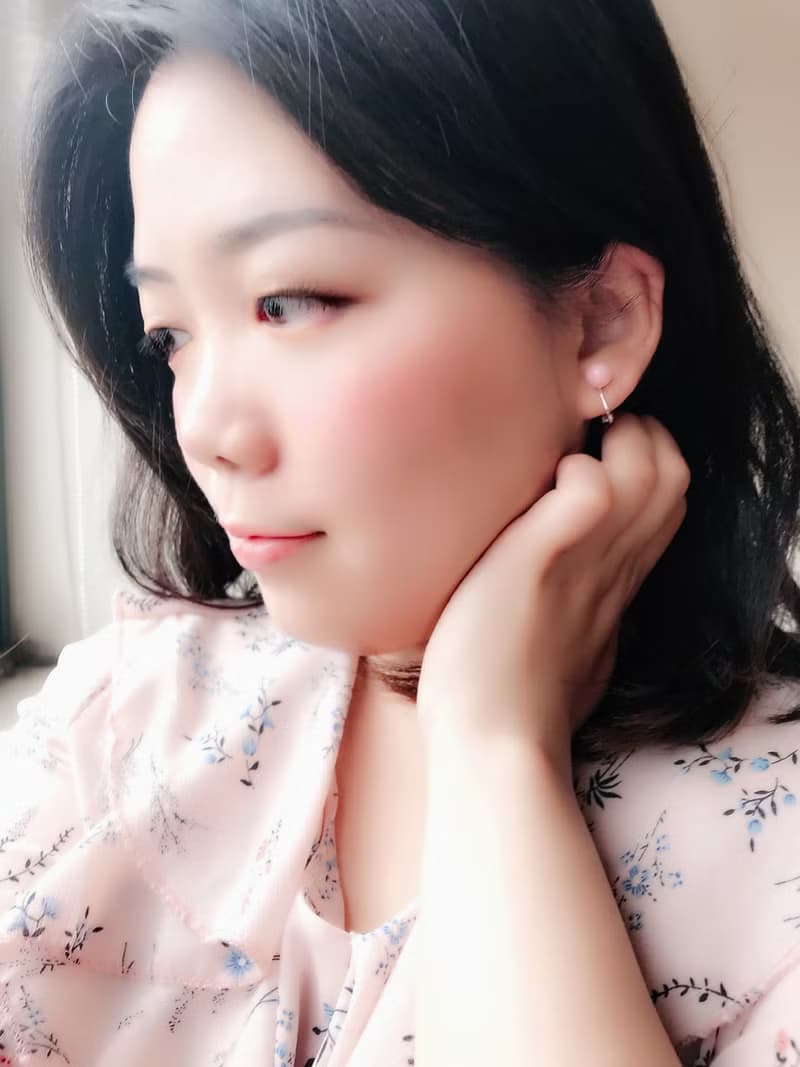 粉嫩皇后螺 耳夾 聖誕 禮物 天然石 交換禮物