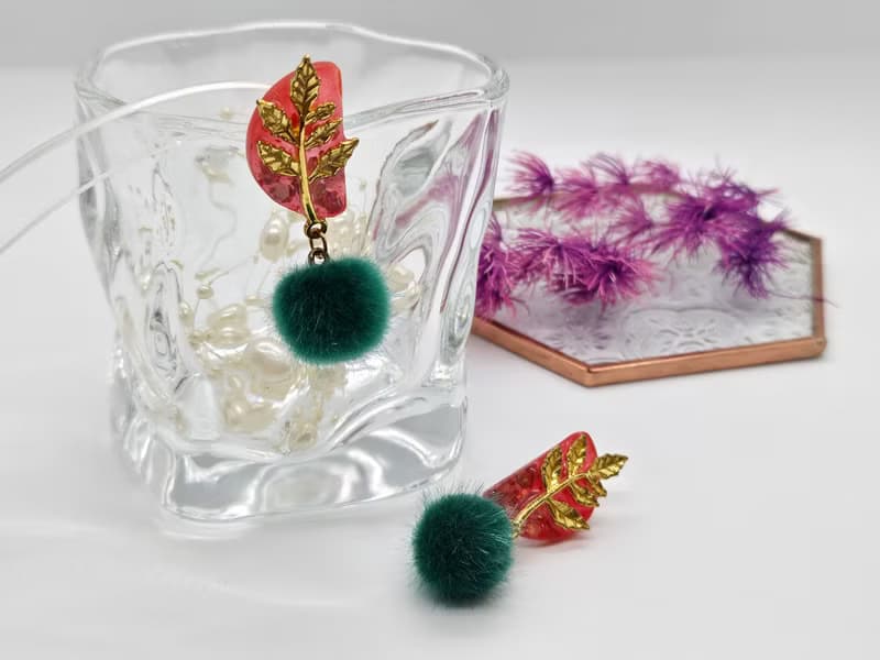 原創耳飾 金葉聖誕 異材質結合 撞色風格 手作 樹脂 聖誕 耳環