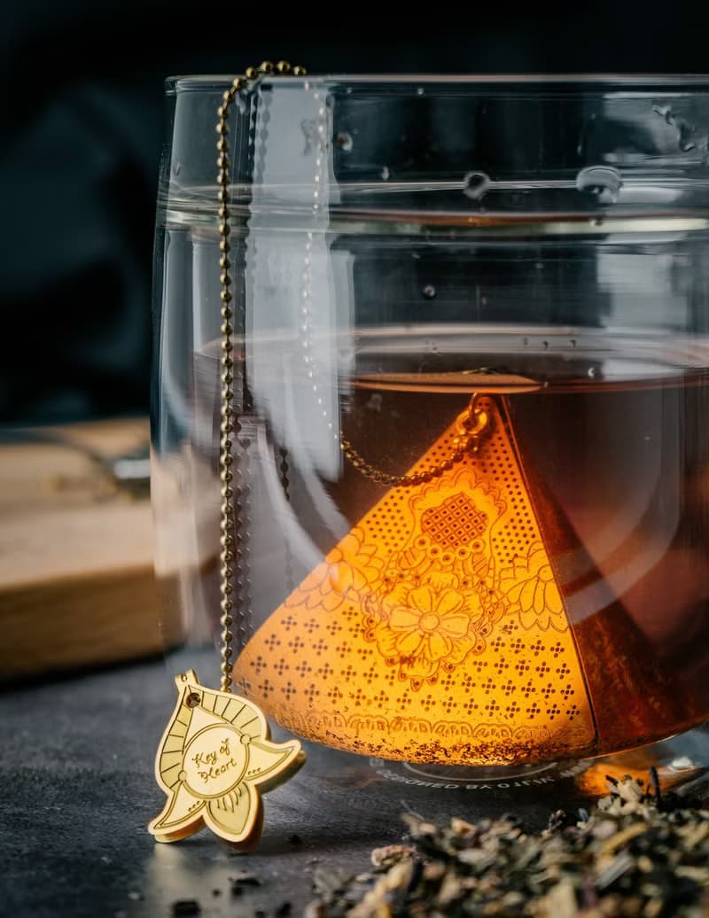 01LIV不銹鋼濾茶器 Tri 金色三角茶濾金字塔原創設計茶具創意禮物