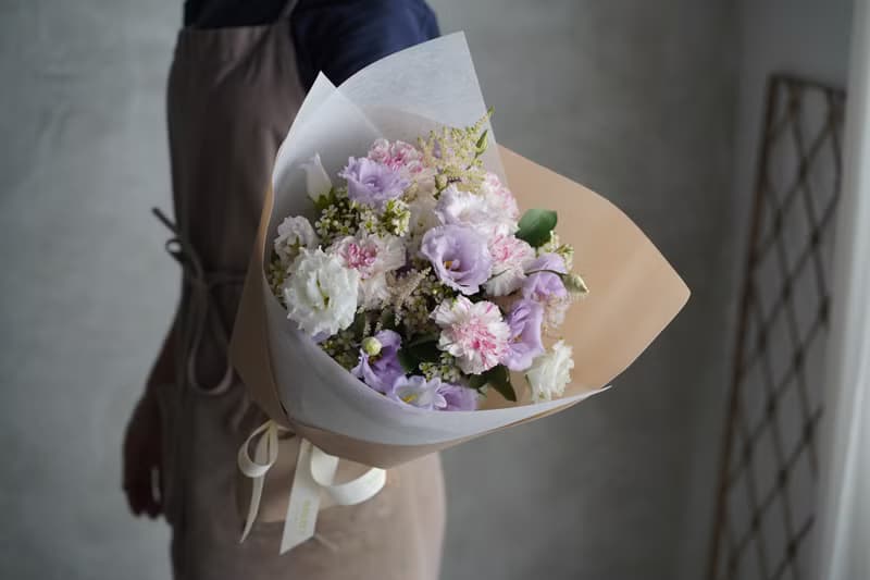 浪漫優雅淺紫色花束_鮮花