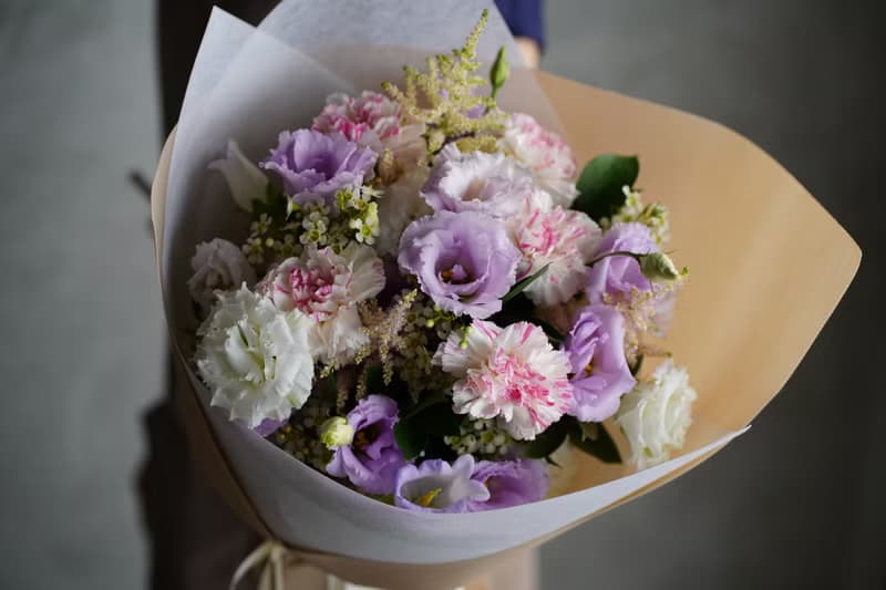 浪漫優雅淺紫色花束_鮮花