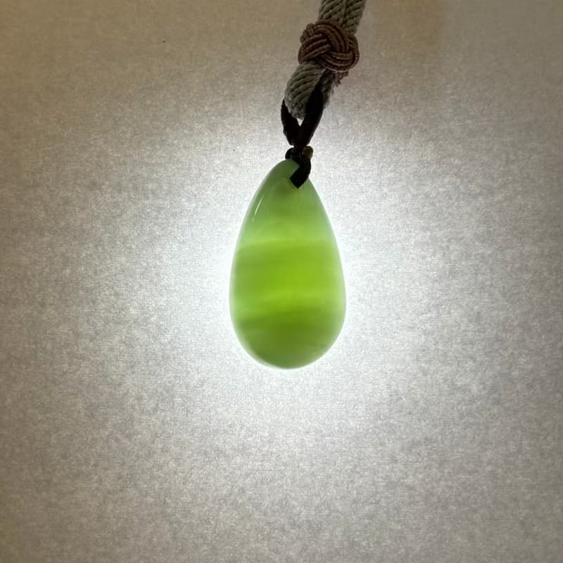 祝福 - 水雲玉光系列 - 台灣設計雕刻之翠玉項鍊
