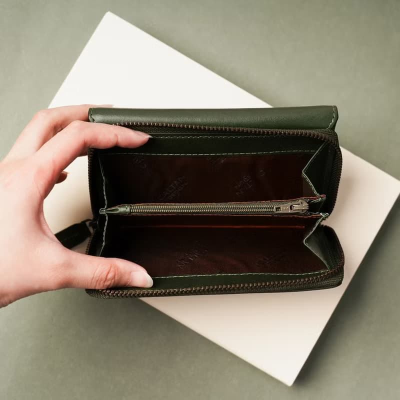 【24hr快速出貨】信封三折扣式真皮中長夾-兩色(075192)