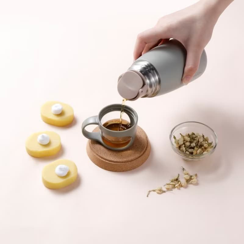 日本 MOMOCONCEPT Cube Flask Q 芙拉科 Q 350ml 4 色可選
