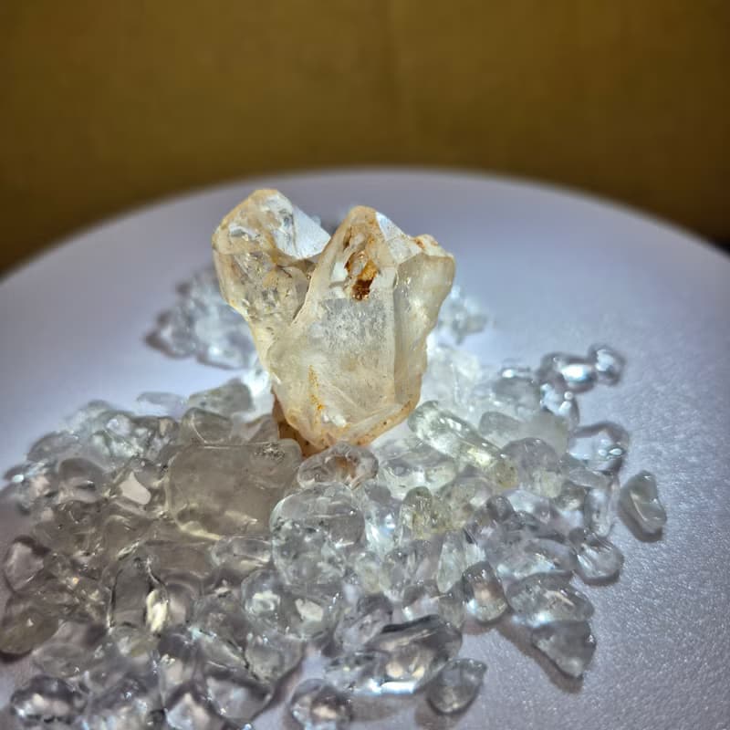 •愛心形紅泥骸骨水晶• 水晶原礦 可作迷你聚寶盆 水晶盆栽