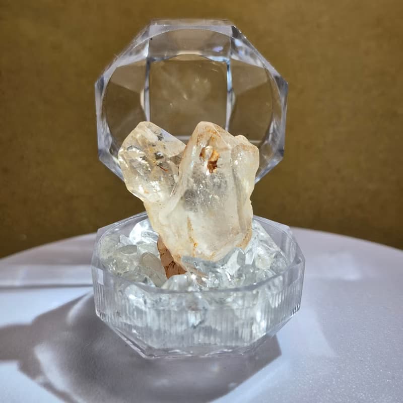 •愛心形紅泥骸骨水晶• 水晶原礦 可作迷你聚寶盆 水晶盆栽