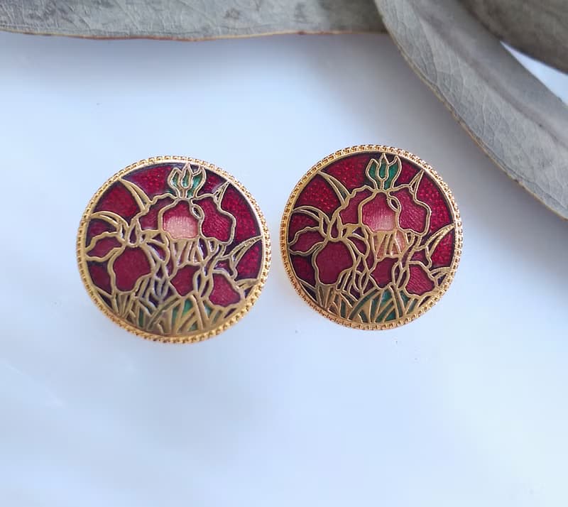 【西洋古董飾品 】早期台灣製 景泰藍-細緻 紅底花卉 針式耳環