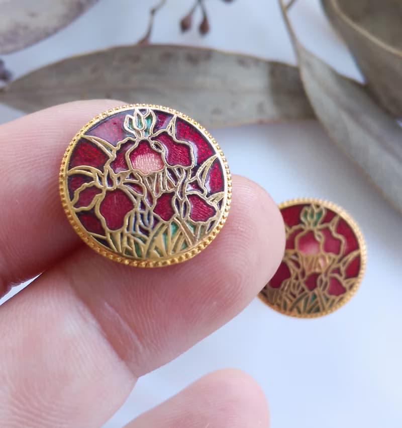 【西洋古董飾品 】早期台灣製 景泰藍-細緻 紅底花卉 針式耳環
