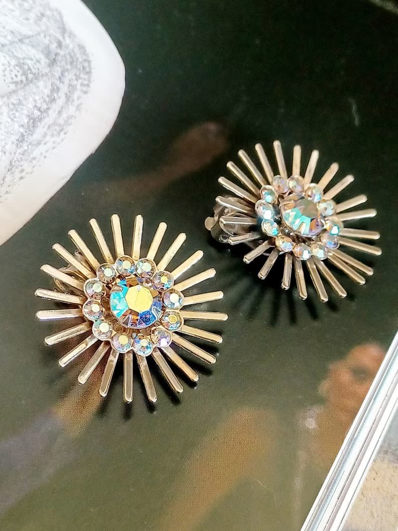 vintage jewelry  炫目火花極光萊茵 夾式耳環