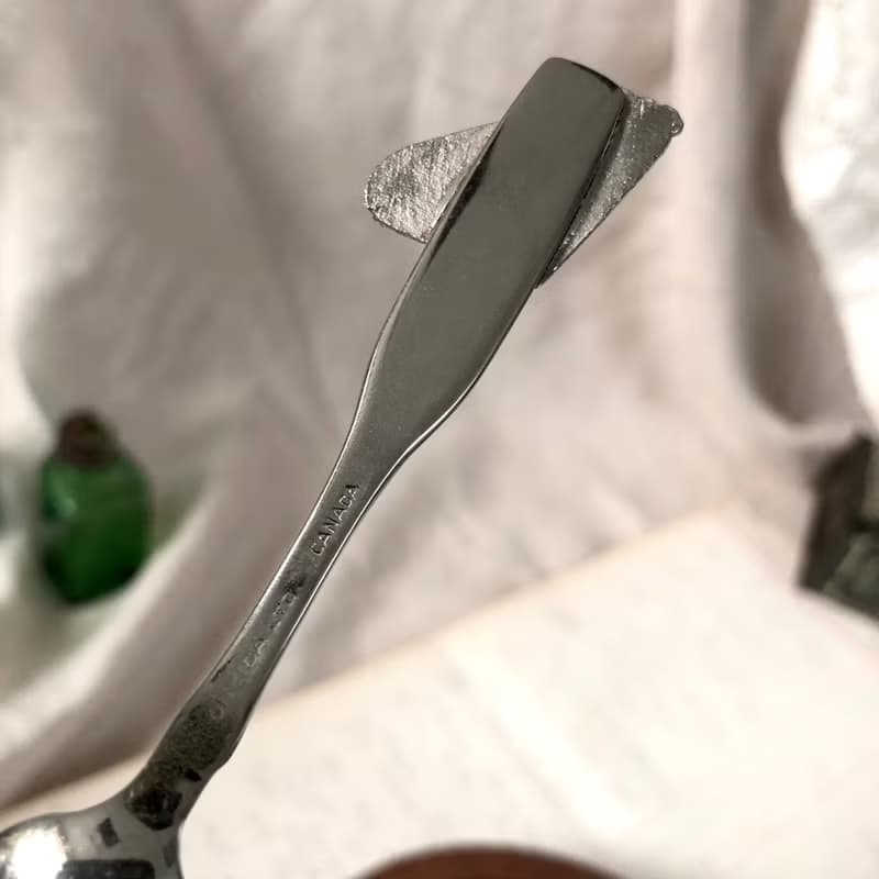 1980s Retro設計琺瑯徽章鍍銀紀念湯匙 2pcs 組合