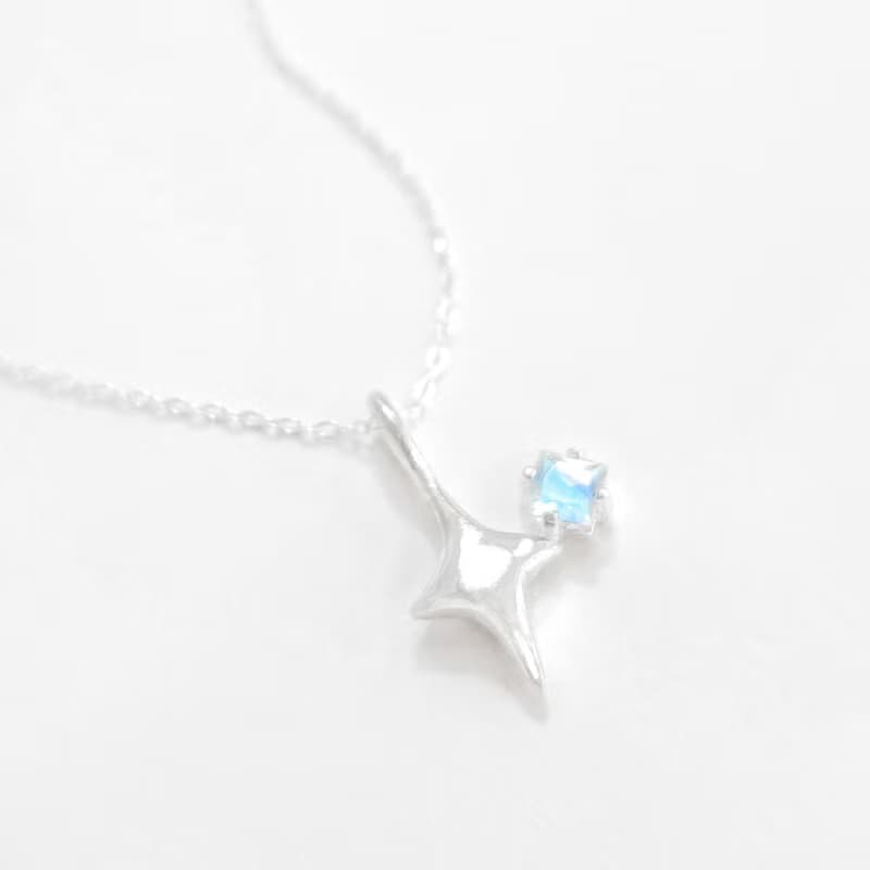 / 星塵 / 頂級AAA+藍光月光石 北極星925純銀項鍊 月亮石 頸鏈