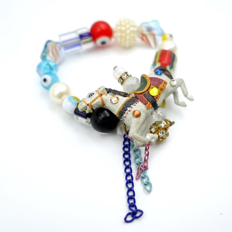 法國古董老件旋轉木馬獅子綴施華洛水晶文青小清新小花動物手鍊