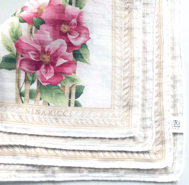 Nina Ricci Vintage Scarf Vine Flowers 22.5 x 22 Inches