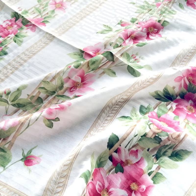 Nina Ricci Vintage Scarf Vine Flowers 22.5 x 22 Inches